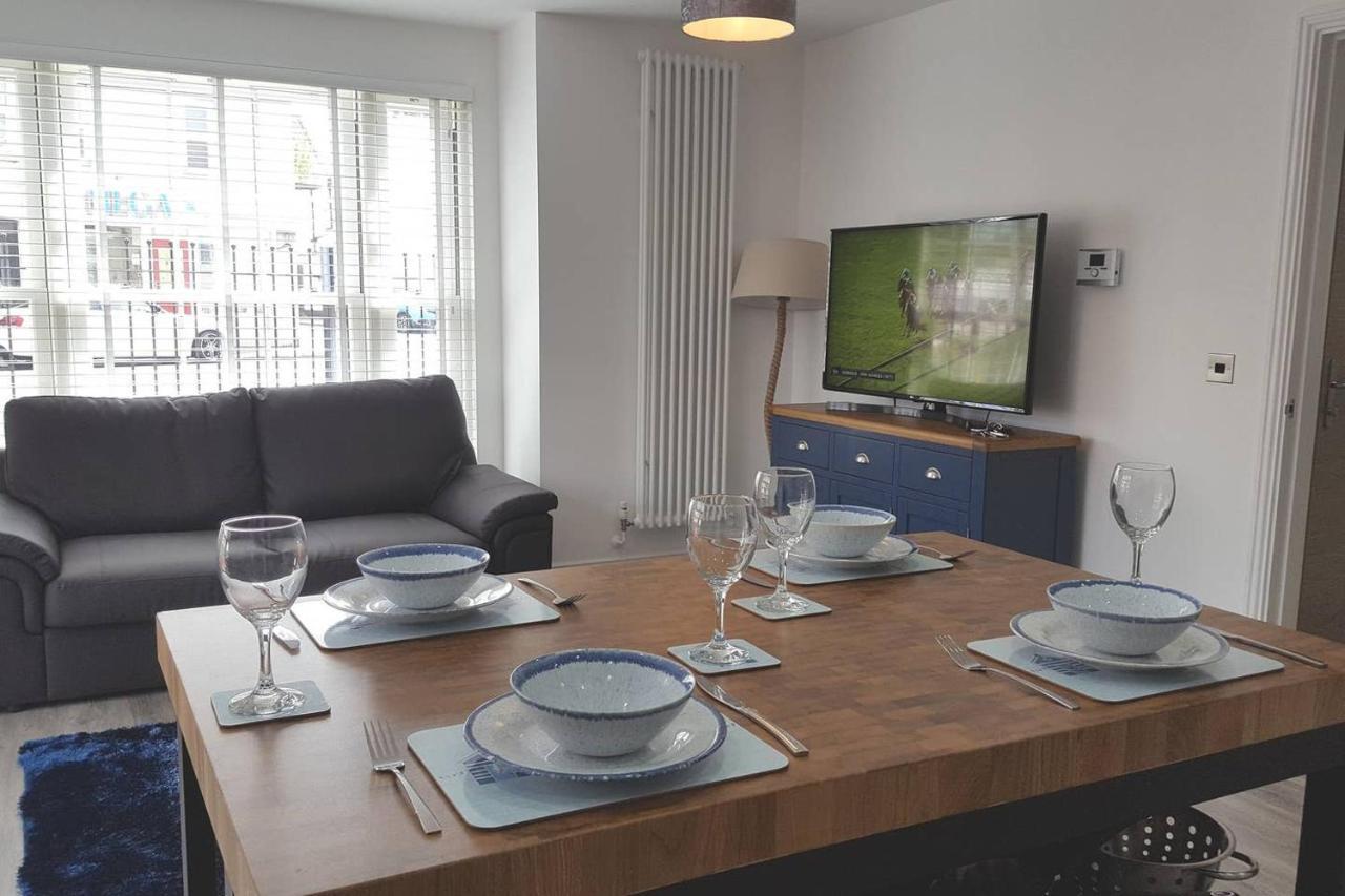 Apartment Mews 150m From Sea Front And Dreamland *